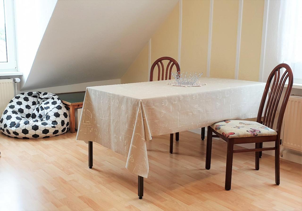 Apartment Bayreuth, Grosse Ferienwohnung Im Haus Mit Kunst, 3 Schlafzimmer, Kueche, Parkplatz Exteriér fotografie
