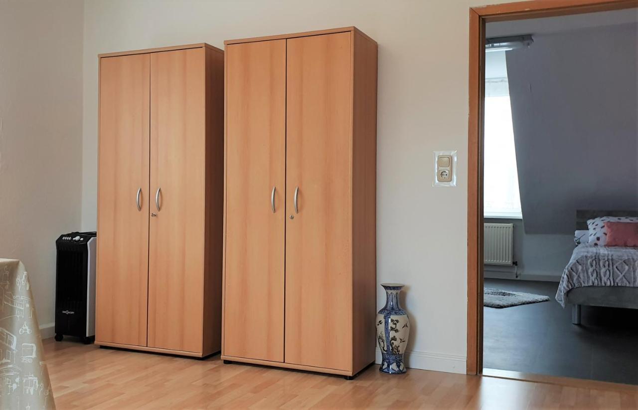 Apartment Bayreuth, Grosse Ferienwohnung Im Haus Mit Kunst, 3 Schlafzimmer, Kueche, Parkplatz Exteriér fotografie