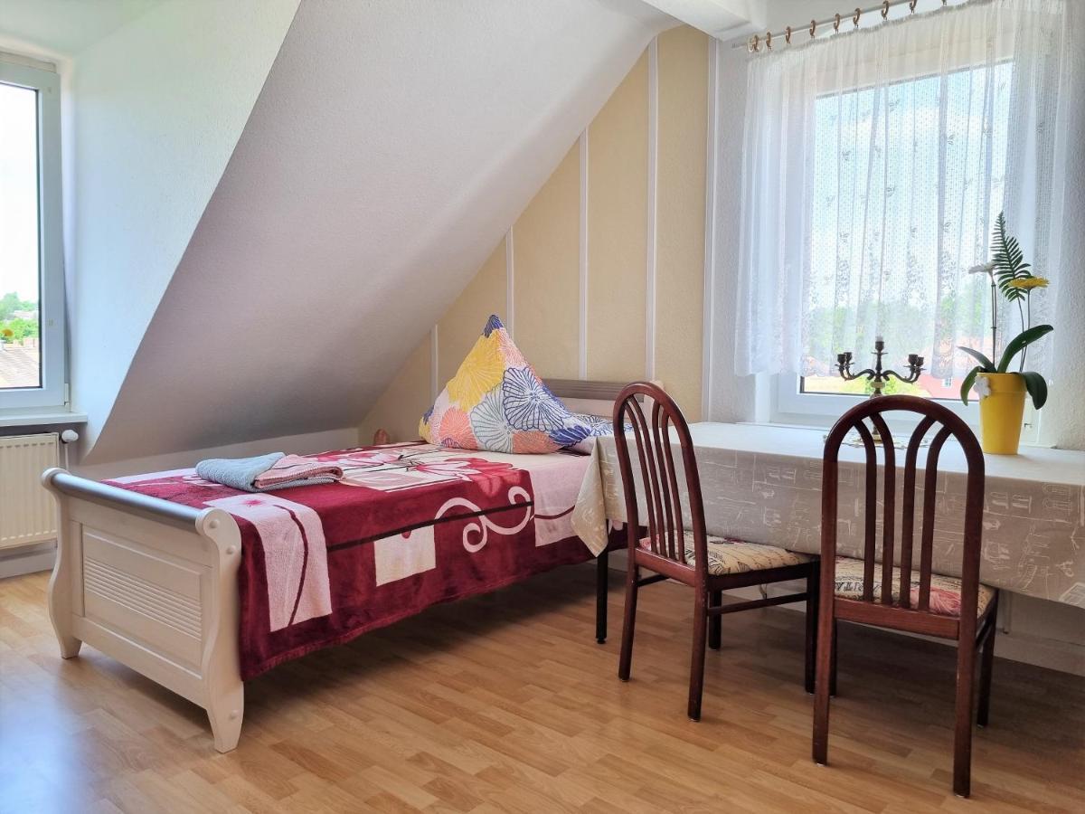 Apartment Bayreuth, Grosse Ferienwohnung Im Haus Mit Kunst, 3 Schlafzimmer, Kueche, Parkplatz Exteriér fotografie